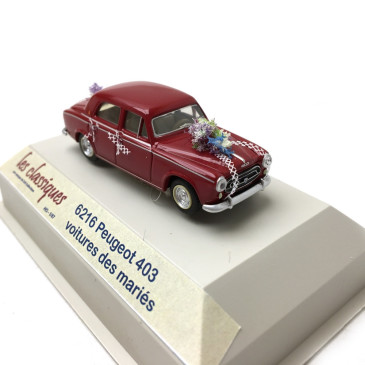 Peugeot 403 Rouge "Mariés"-HO 1/87-SAI 6216