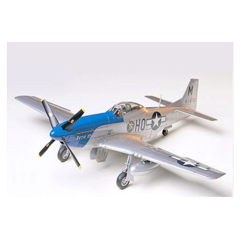 Avion P-51D Mustang 8th AF North American - TAMIYA 61040 - 1/48