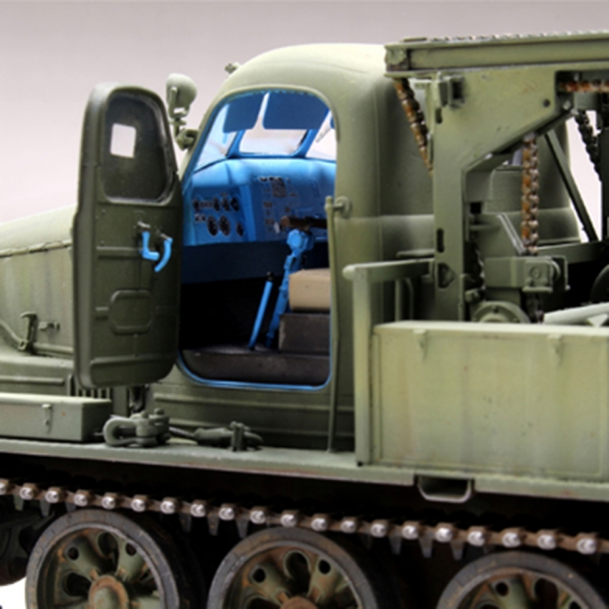 Camion à chenilles BTM-3 High speed trench digging vehicule  - 1/35 - TRUMPETER 9502