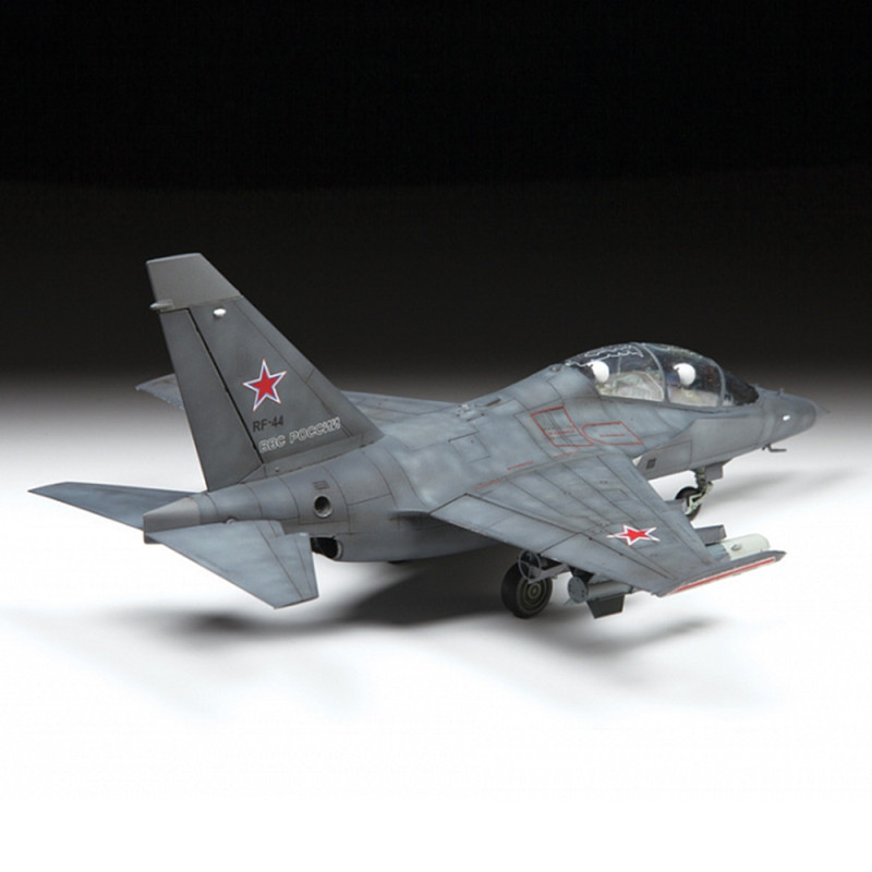 Avion Bombardier léger russe YAK-130 "MITTEN" - ZVEZDA 4818 - 1/48