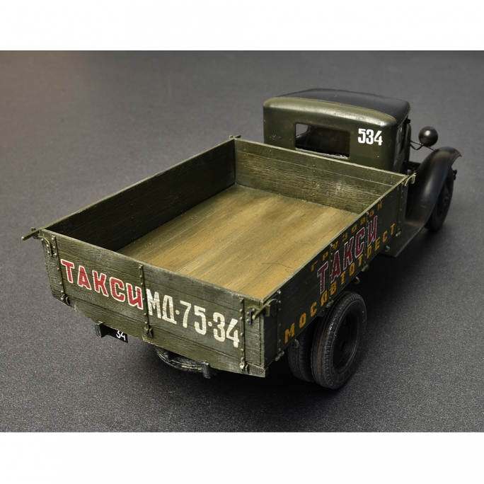 Camion / Pick Up Soviétique 1,5 Tonne - MINIART 38013 - 1/35