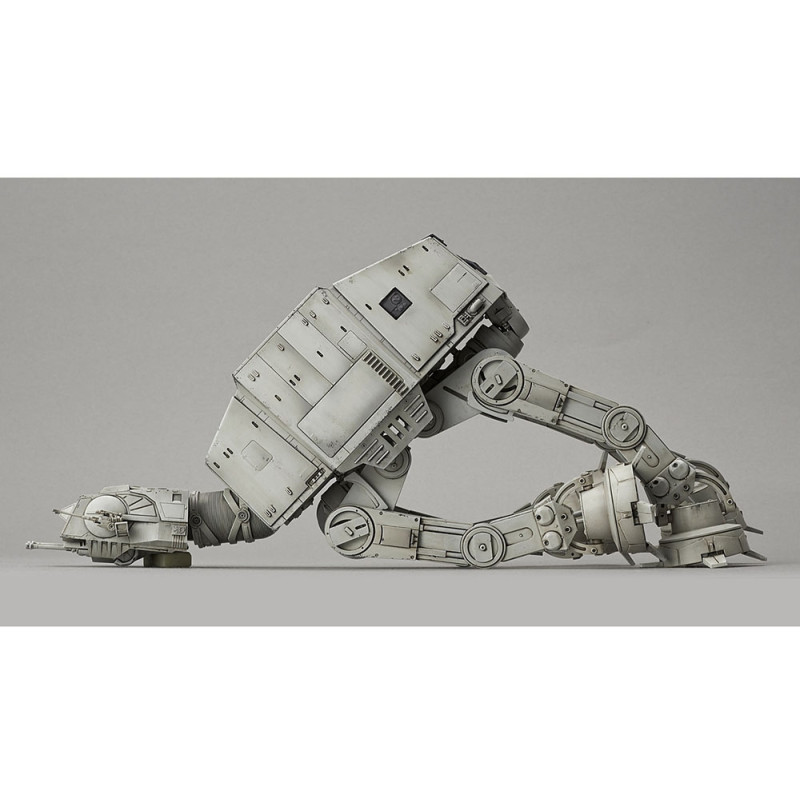 AT-AT - Ban Dai - REVELL 01205 - 1/144