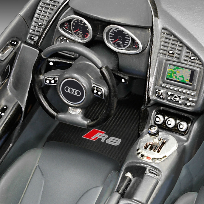 Audi R8 - REVELL 7057 - 1/24