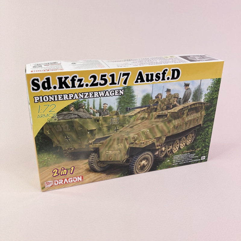 Véhicule blindé semi-chenilles Sd.Kfz.251 Pionierpanzerwagen - DRAGON 7605 - 1/72