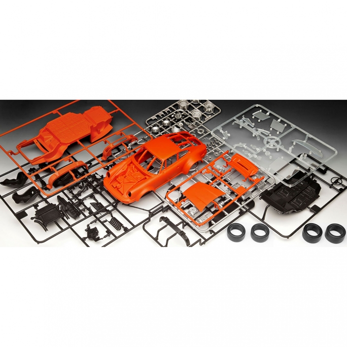 Set Porsche 934 RSR Jägermeister Motor avec peinture - REVELL 05669 - 1/24