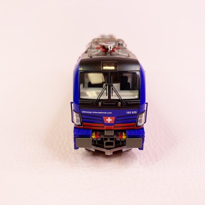 Locomotive électrique Vectron 525-3 "Cargo International, SBB, Ep VI - LSMODELS 17113 - HO 1/87
