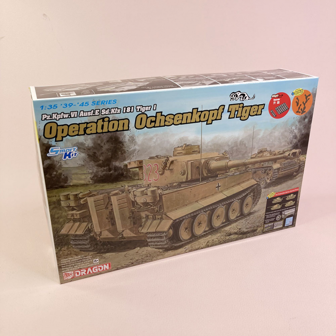 Char Tiger 1, Pz.Kpfw Ausf.E Sd.Kfz 181 - DRAGON 6328 - 1/35