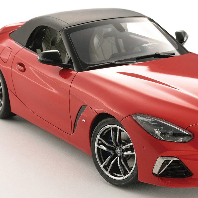 BMW Z4 M40i - MENG CS005 - 1/24