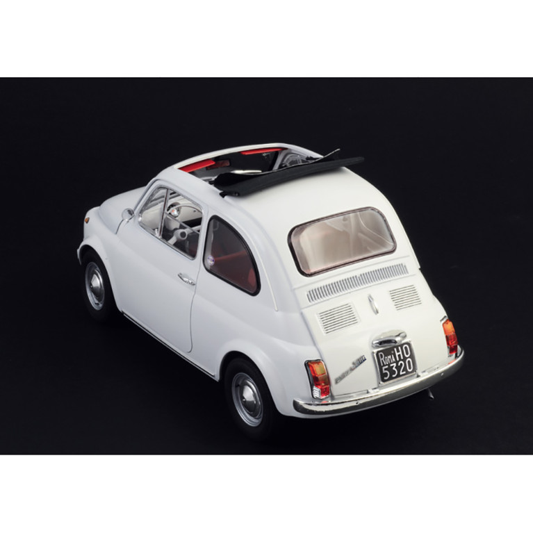 Voiture Fiat 500F 1968 - 1/12 - ITALERI 4703