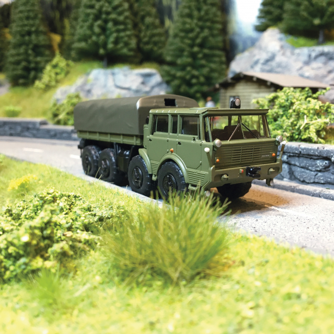 Camion Militaire Tatra 813 8x8 Kolos, Vert Olive - BREKINA 71930 - HO 1/87