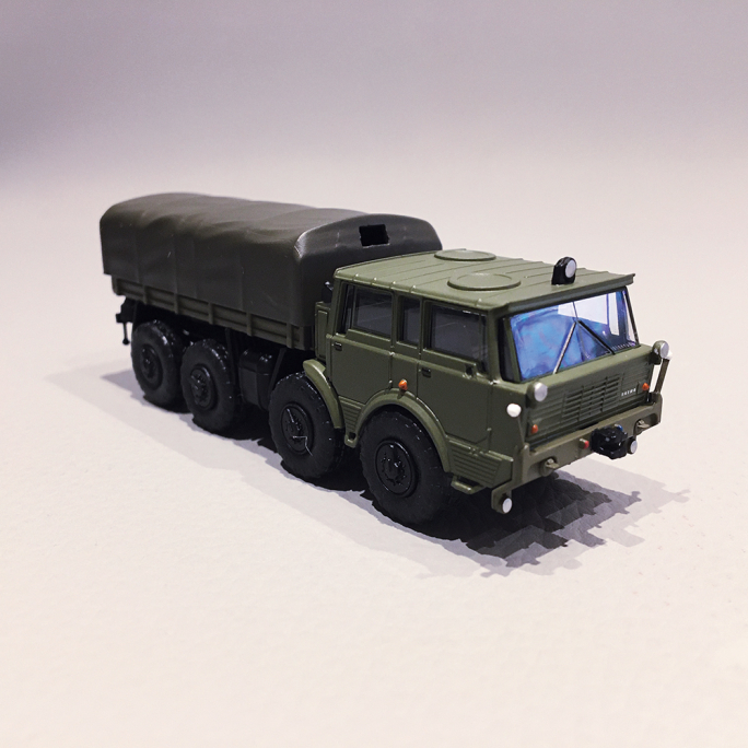 Camion Militaire Tatra 813 8x8 Kolos, Vert Olive - BREKINA 71930 - HO 1/87