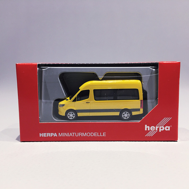 Mercedes Sprinter 18 "Bus", Jaune - HERPA 93804002 - 1/87