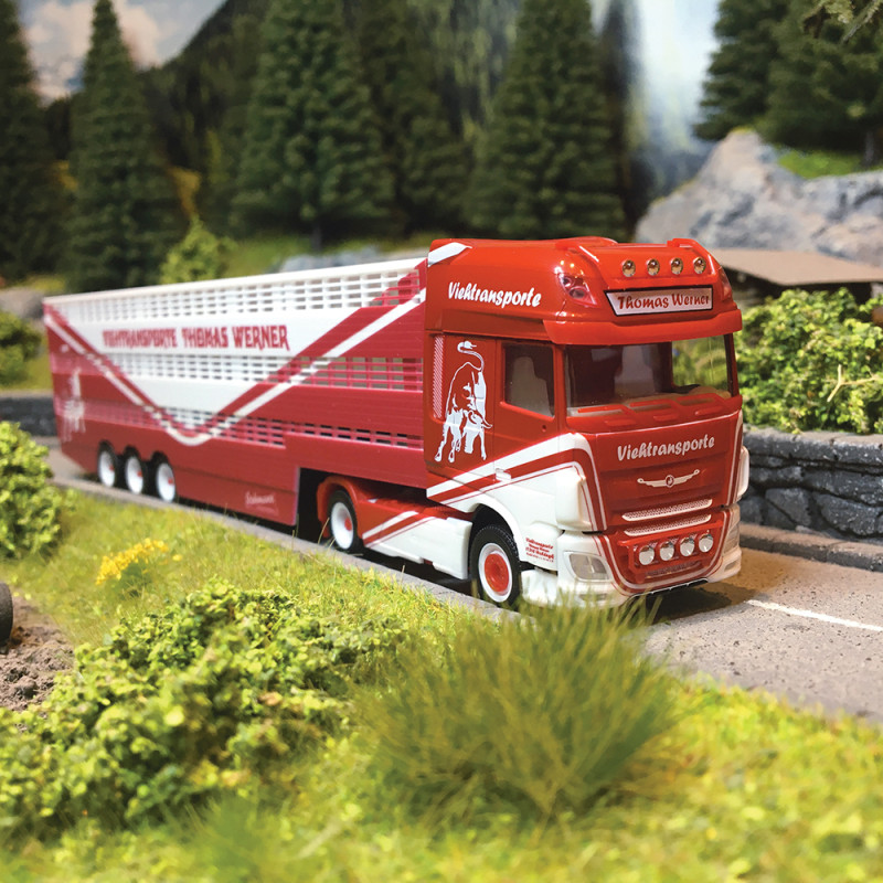 Camion DAF XF SSC, Bétail, Bordeaux / Blanc - HERPA 315449 - 1/87