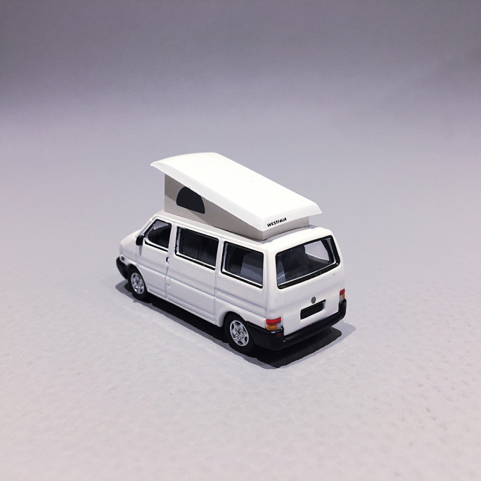 VW T4b Camper / Westfalia "California", Blanc - SCHUCO 452667700 - HO 1/87