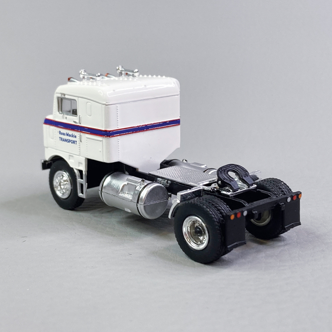 Camion Kenworth Bullnose, Blanc / Bleu - BREKINA 85951 - HO 1/87