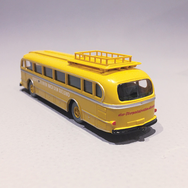 Autobus Mercedes O 6600H "Pullman" - WIKING 70002 - HO 1/87