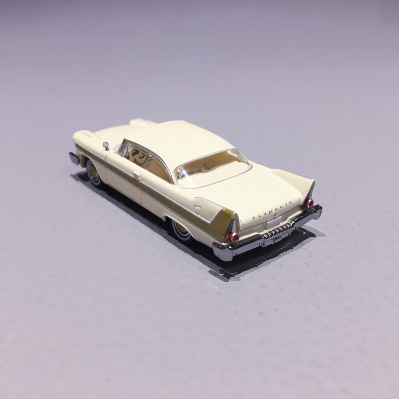 Plymouth Fury 1957 Blanc / Or - BREKINA 19677 - 1/87