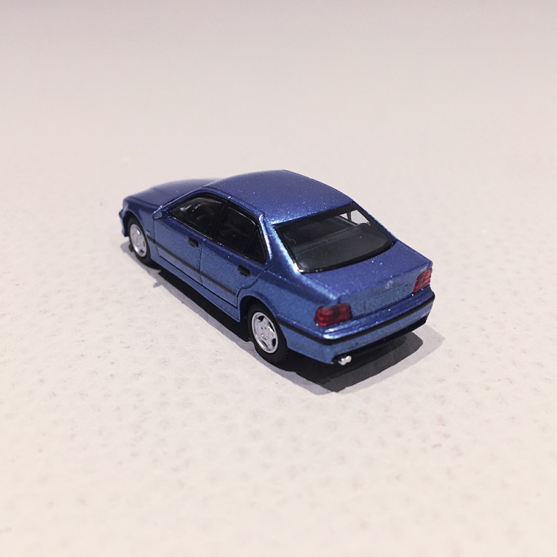 BMW M3 E36, 4p, Bleu métal - MINICHAMPS 870 020301 - 1/87