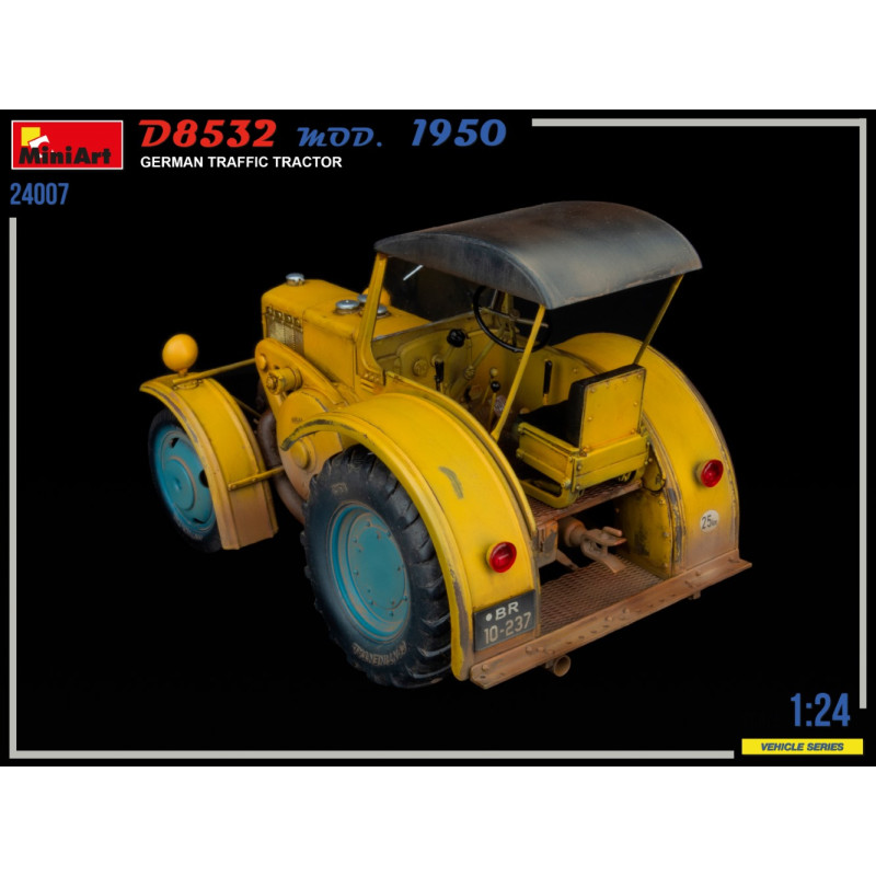 Tracteur Allemand D8532 MOD.1950 - MINIART 24007 - 1/24