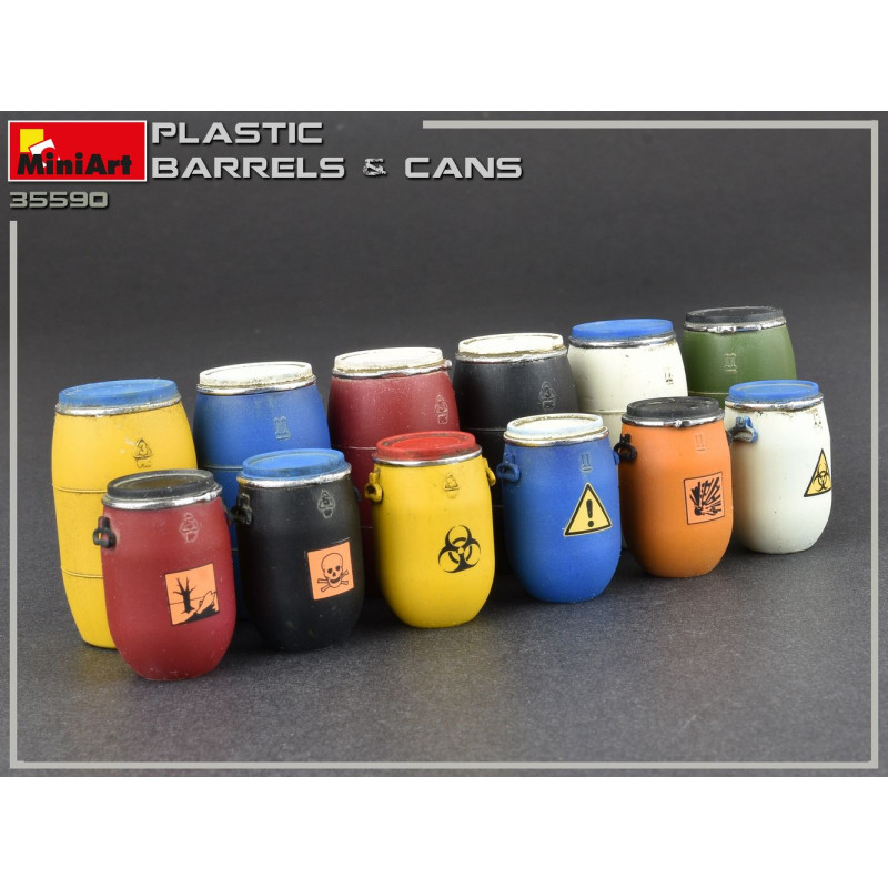 Bidons et Jerrycans en plastique (12 + 12) - MINIART 35590 - 1/35