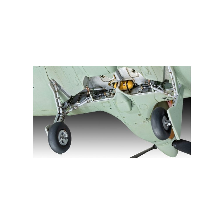 Hawker Hurricane Mk IIb - REVELL 4968 - 1/32