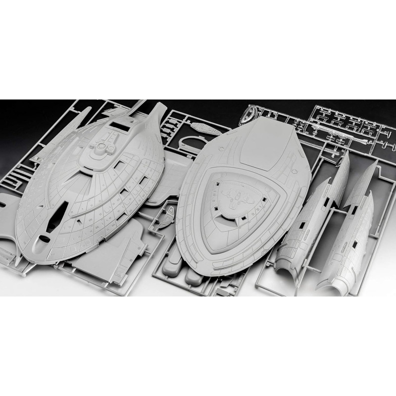 Star Trek, USS Voyager NCC 74656 - REVELL 4992 - 1/670