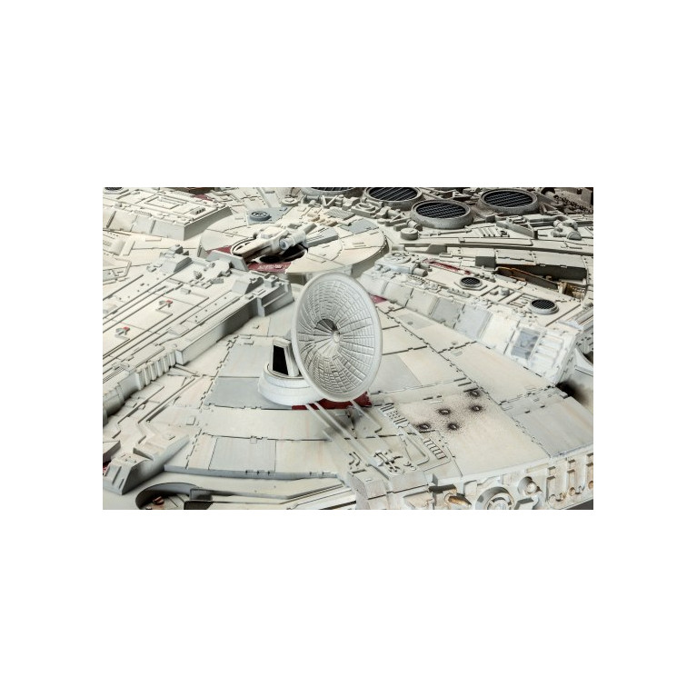 Faucon Millennium "40e Anniversaire" - REVELL 5659 - 1/72