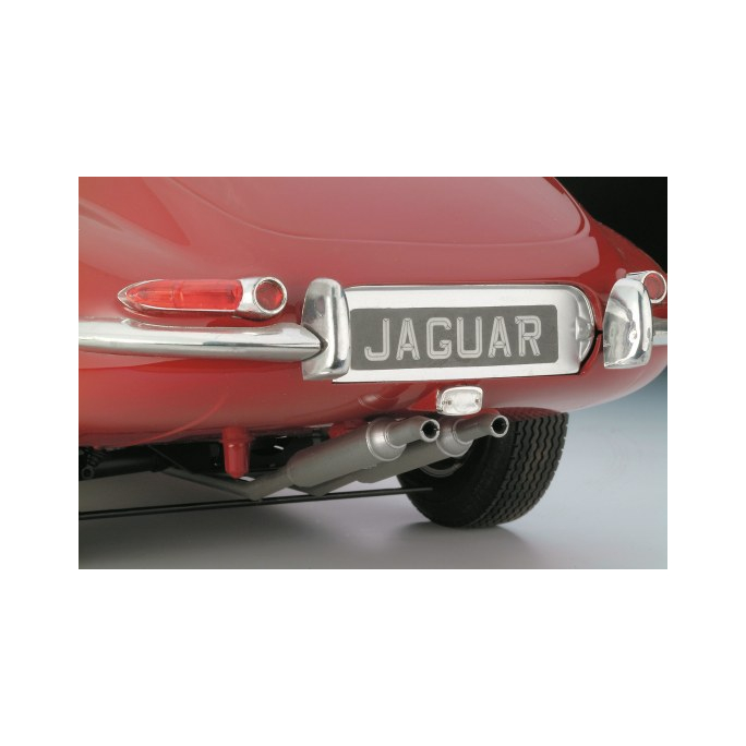 Jaguar Type E - REVELL 7717 - 1/8