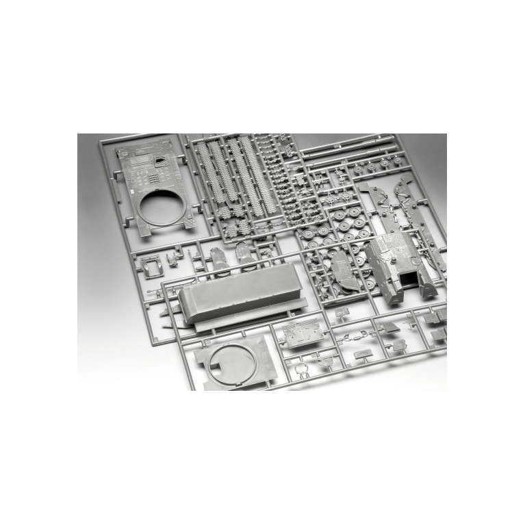 Obusier 2000 / Panzerhaubitze 2000 - REVELL 3347 - 1/72