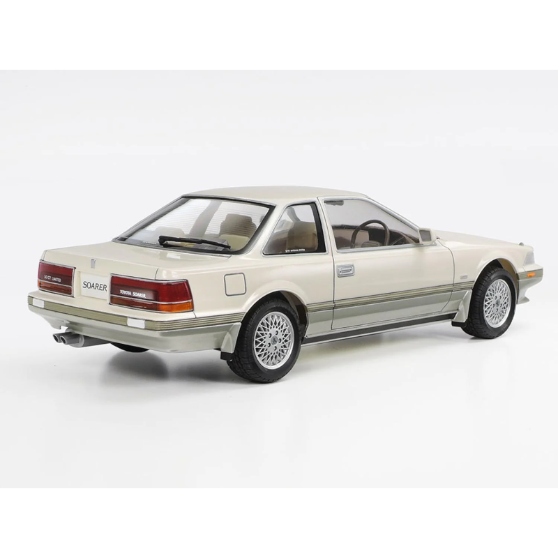 Toyota Soarer 3.0 GT - TAMIYA 24064 - 1/24