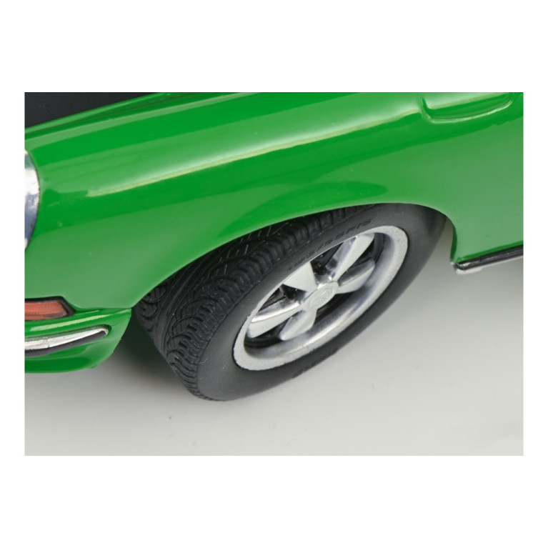 Porsche 911 S Targa Vert Vipère - SCHUCO 450047100 - 1/18