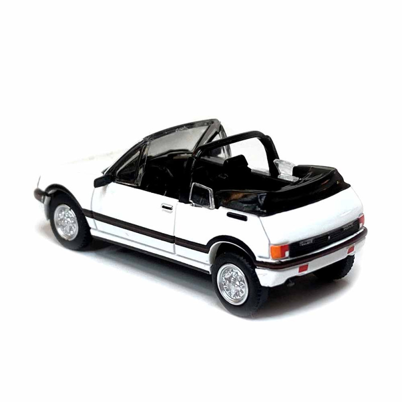 Peugeot 205 CTI, cabriolet Blanc Meige - SAI / PCX87 6331 - 1/87