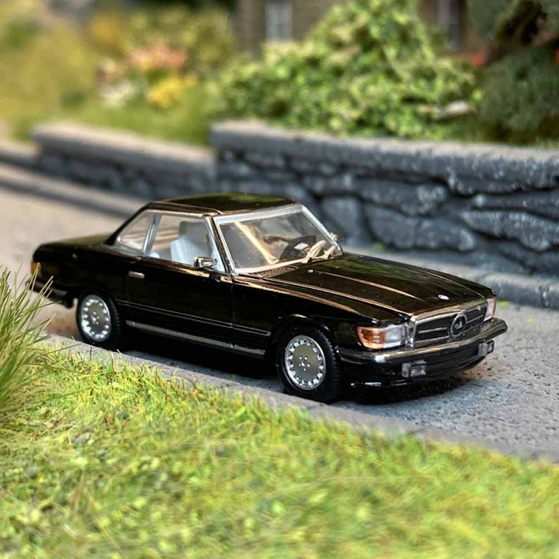 Mercedes SL (R107) noir métallisé, 1971 - PCX 870481 - HO 1/87