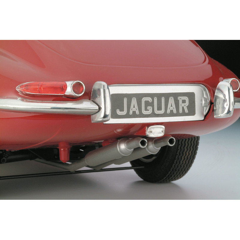 Jaguar E-Type - EDITION LIMITÉE - REVELL 07717 - 1/24