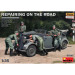 Repairing on the road - Série WWII Military Miniatures - MINIART 35295 - 1/35