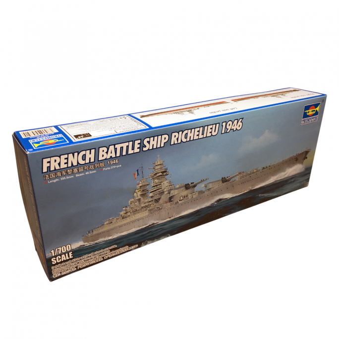 Navire de Guerre Richelieu 1946 - TRUMPETER 05751 - 1/700