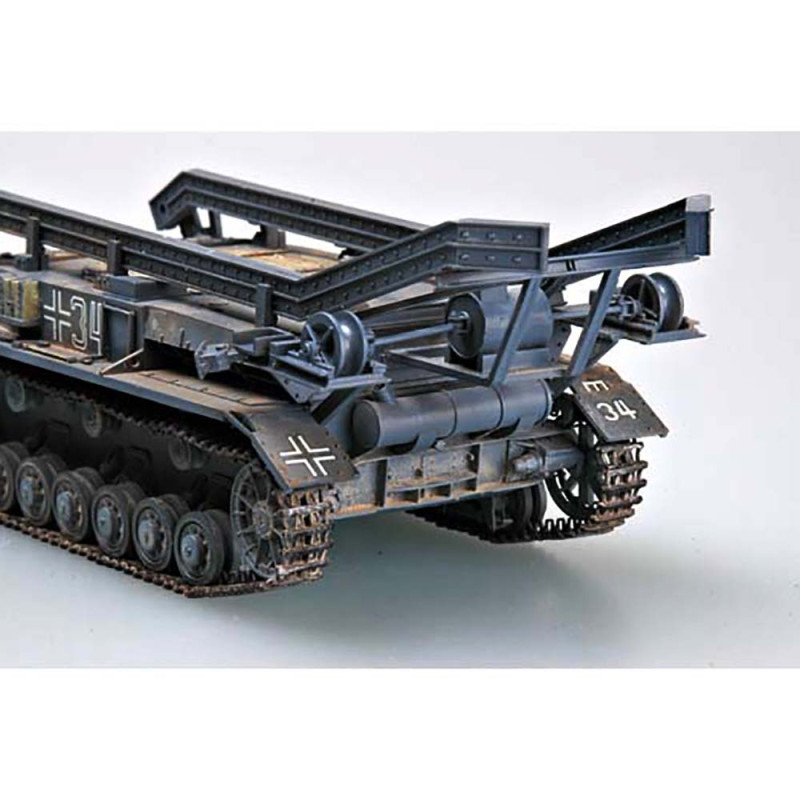 Véhicule Génie Militaire Allemand Bruckenleger IV - TRUMPETER 00390 - 1/35