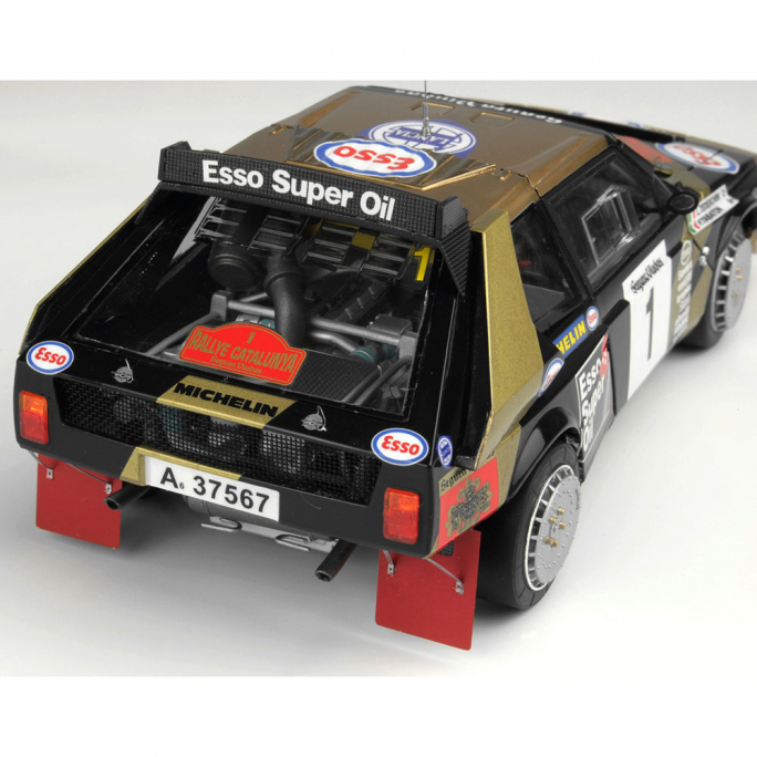 Voiture Lancia Delta S4 - Gagnant Rally 86 Catalunya - BEEMAX BX24034 - 1/24