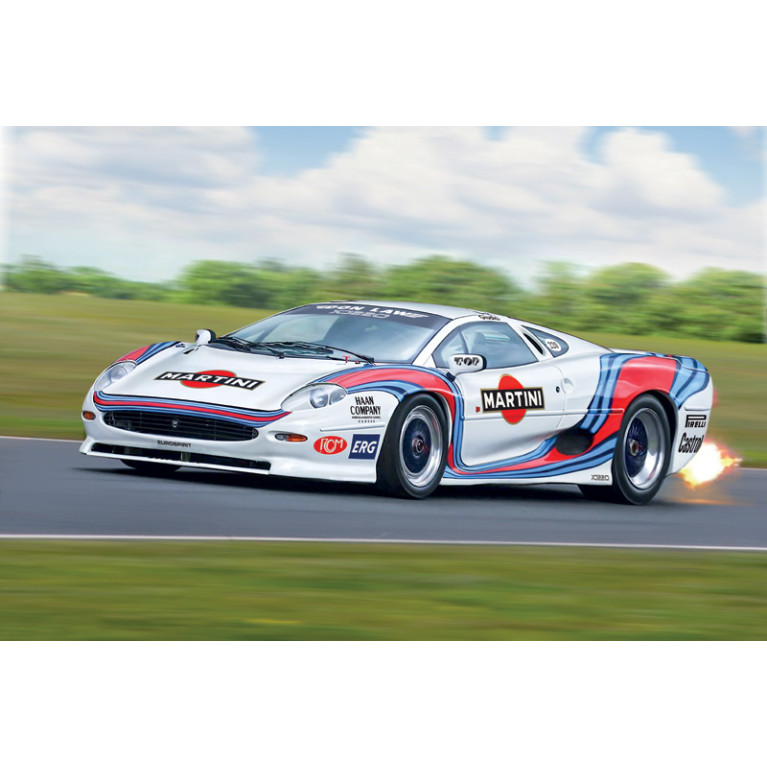 Jaguar XJ220 Racing - ITALERI 3669
