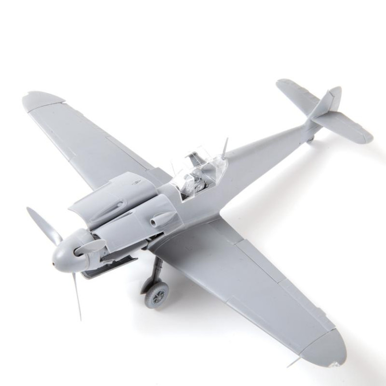 Chasseur allemand Messerschmitt BF-109 F2 - ZVEZDA 4802