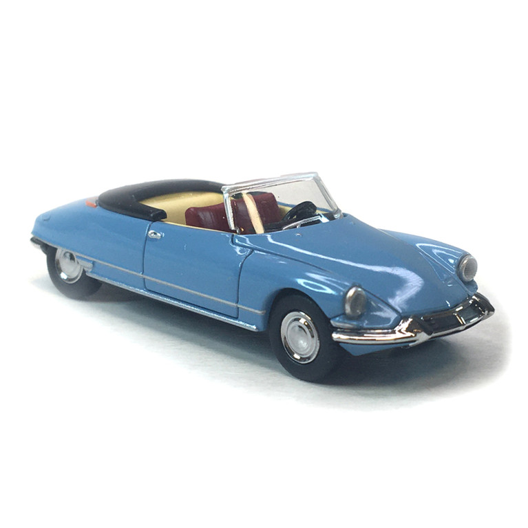 Citroën DS 19 cabriolet capote ouverte, bleu ciel, 1963 - SAI 7809.2 - HO 1/87