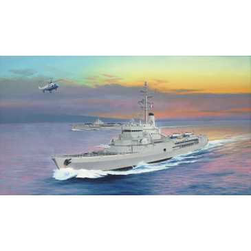 Porte-hélicoptères de la Marine nationale Jeanne d'Arc, 1964 - TRUMPETER 05636 - 1/350