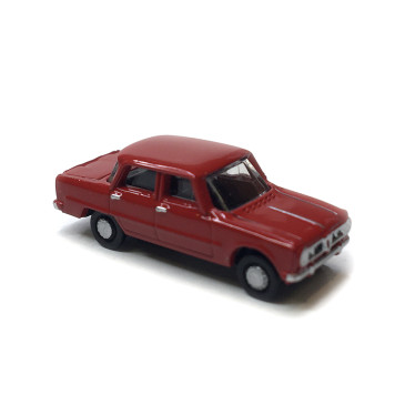 Alfa Romeo Giulia, rouge, 1962 - Starline Models 61417 - N 1/160