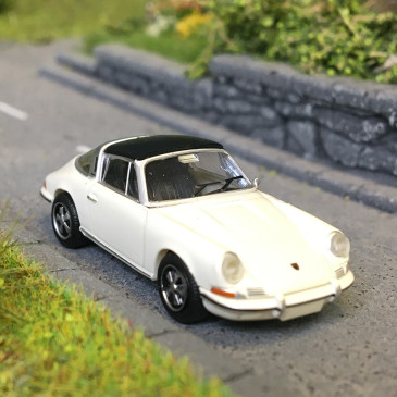 Porsche 911 Targa, blanc, 1964 - BREKINA 16271 - HO 1/87