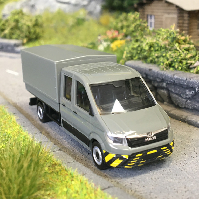 MAN TGE double cabine avec plateforme, gris - HERPA 098328 - HO 1/87