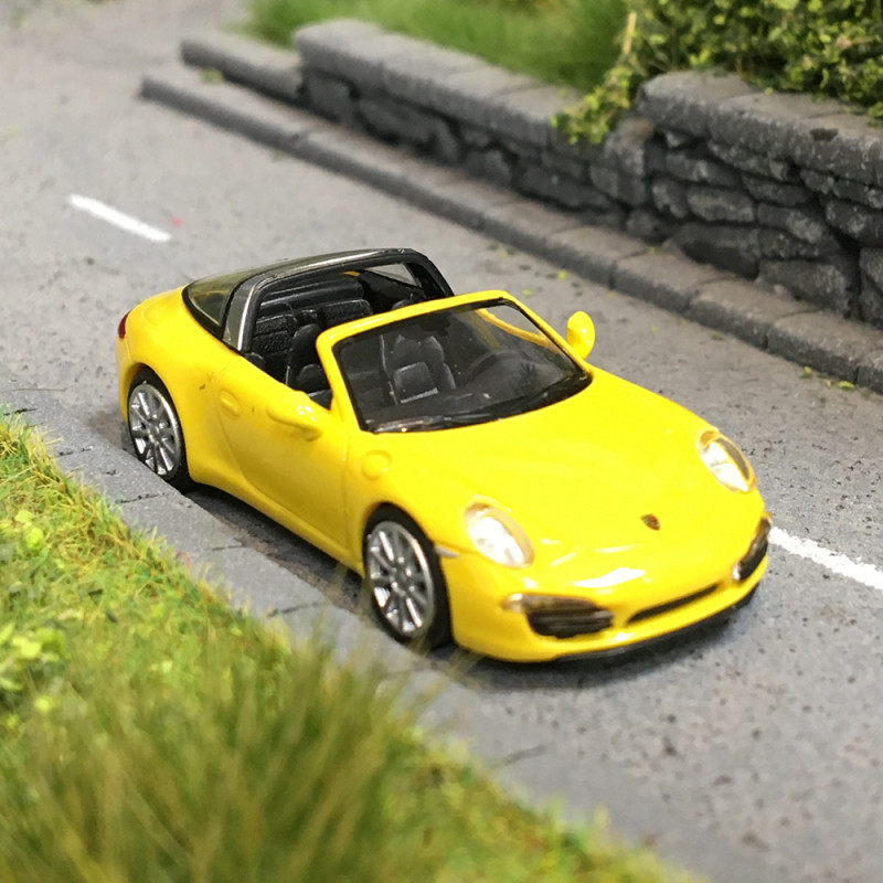 Porsche 911 (991) Targa, jaune, 2014 - Minichamps 870068040 - 1/87
