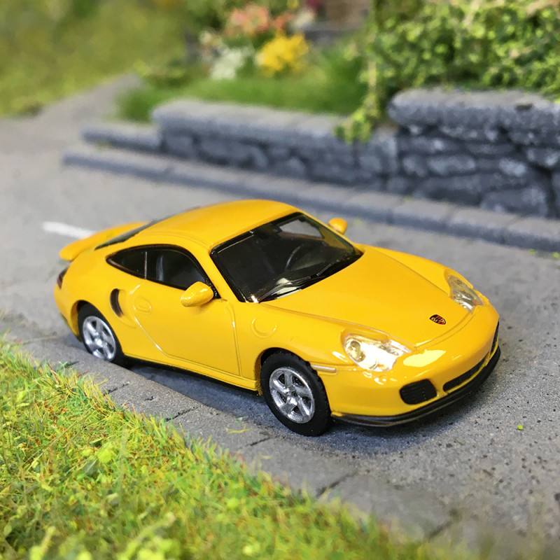 Porsche 911 (996) Turbo coupé, jaune, 2000 - Minichamps 870068171 - 1/87