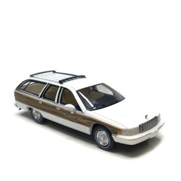 Chevrolet Caprice break, blanc/ décor bois, 1991 - PCX 870453 - HO 1/87