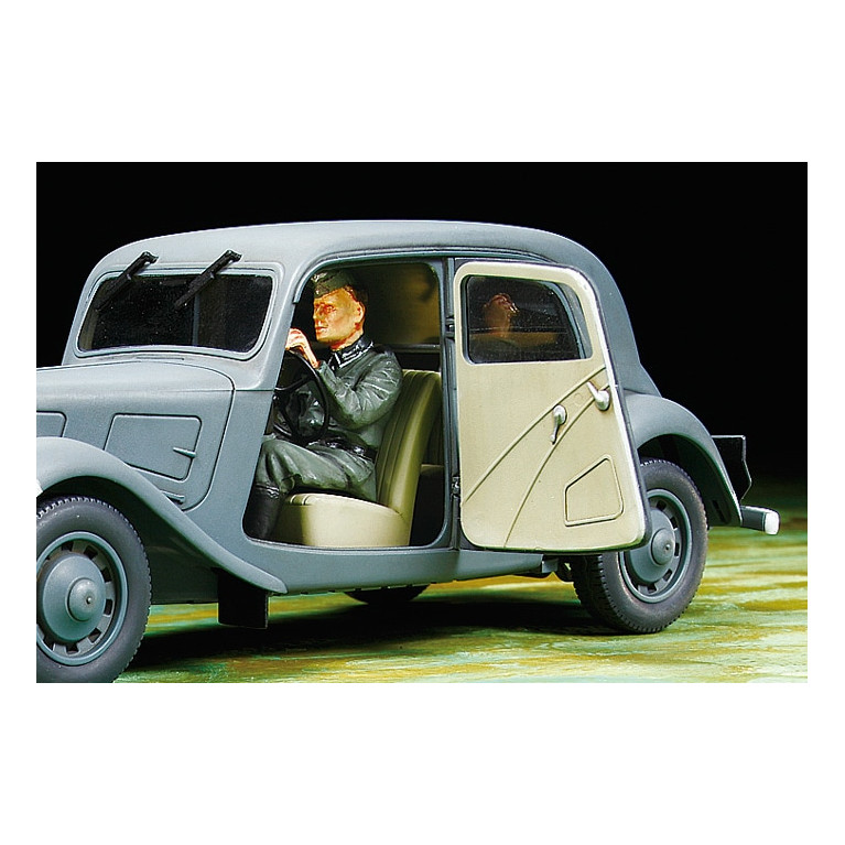 Citroën traction 11CV, voiture du staff - TAMIYA 35301- 1/35