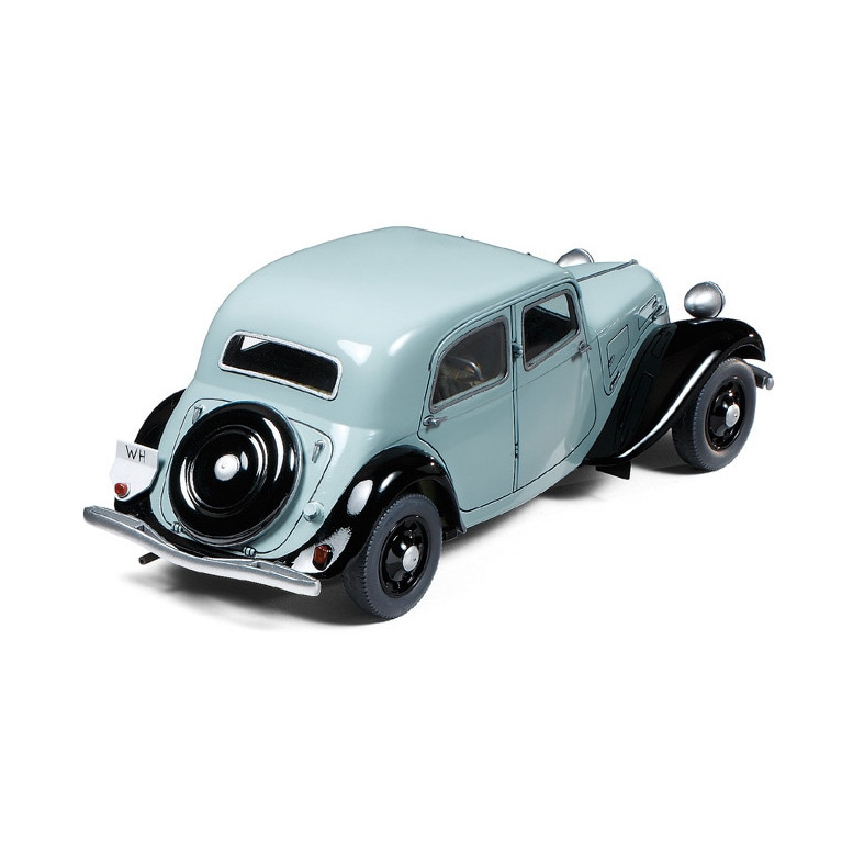Citroën traction 11CV, voiture du staff - TAMIYA 35301 - 1/35